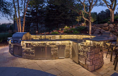 outdoor-kitchen-lighting
