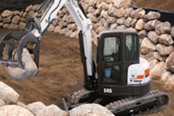 E45 Compact Excavator With 1