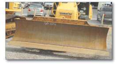 While the blade of the D31 inspection machine had a few indentations on the spill guard, they weren’t significant.