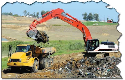 At 47.6 metric tons, the new Link-Belt 460 X2 is sized for the loading of large articulated dump truck – an equipment team that has grown in popularity as earthmoving contractors adapt their fleets to best leverage operating efficiencies.