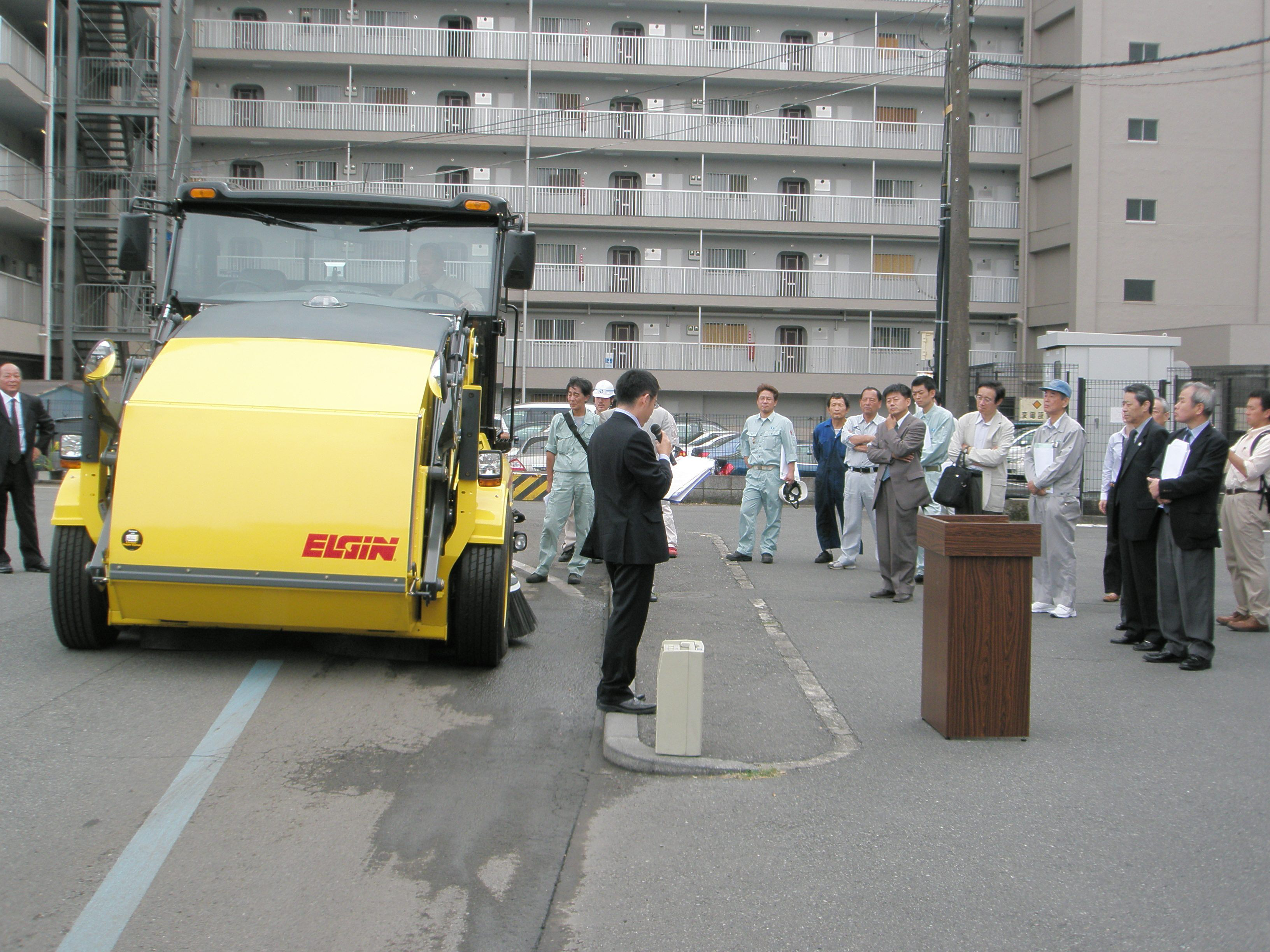 Elgin Street Sweeper completes sale of Pelican sweeper to Tokyo, Japan