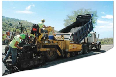 To repair the roads damaged by the heavy caravans of the drilling companies, Force Inc. started a paving division that includes paving and milling machines.