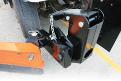 Smart Link rotational floating wing mast from Henderson Products has a float up to 13 inches and allows for instant adjustment in the wing’s toe