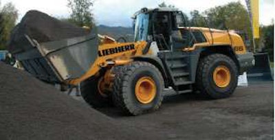 Matching demand to output, the Liebherr Power Efficiency (LPE) machine management system reduces fuel usage by up to 8 percent in Liebherr wheel loaders, also available with the LIDAT data transfer and locating system.