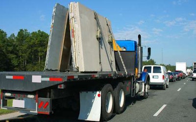 Shutterstock 2119110