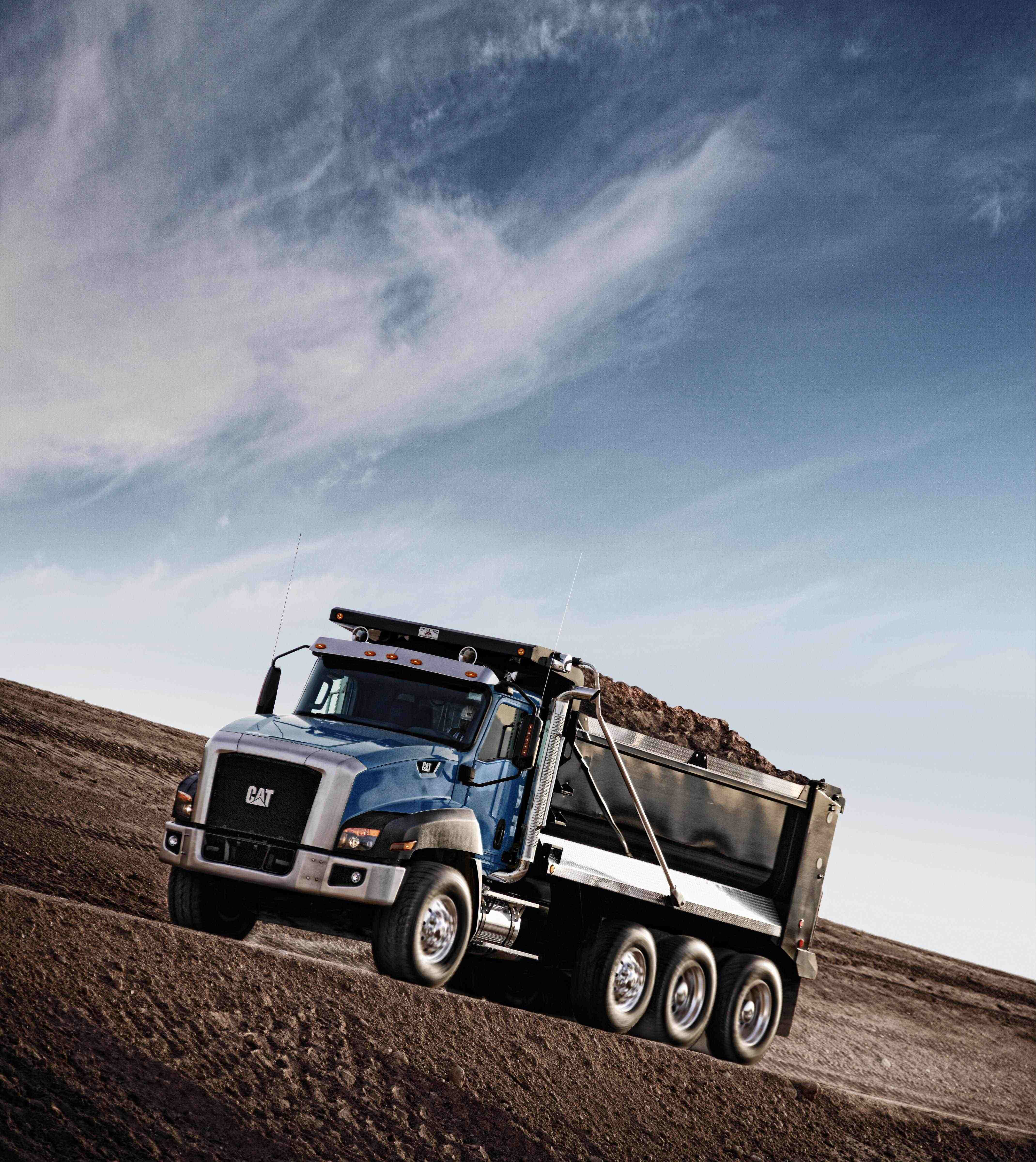 Cat Truck 11 11 Cover Back Up 2