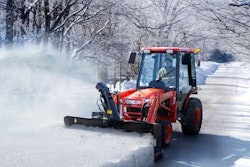 600 Ct Snow Blower
