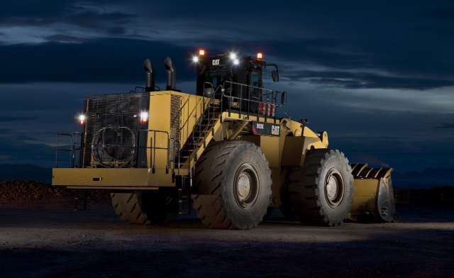 Cat 993 K Wheel Loader At Dusk C761495