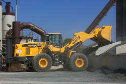 Wa470 7 Working1