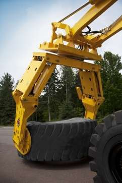 Imt Tire Hand Rear 3 4quart View