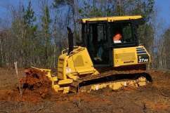Komatsu D37PX-23