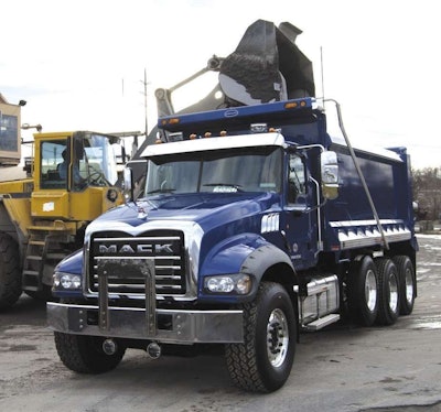 2022 mack granite dump