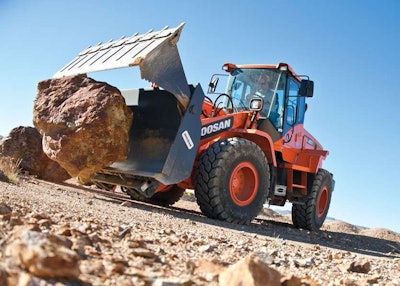 Doosan DL220