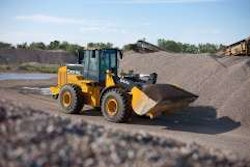 John Deere’s 644K Hybrid is run on diesel and electric