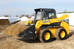 Gehl R260 skid steer