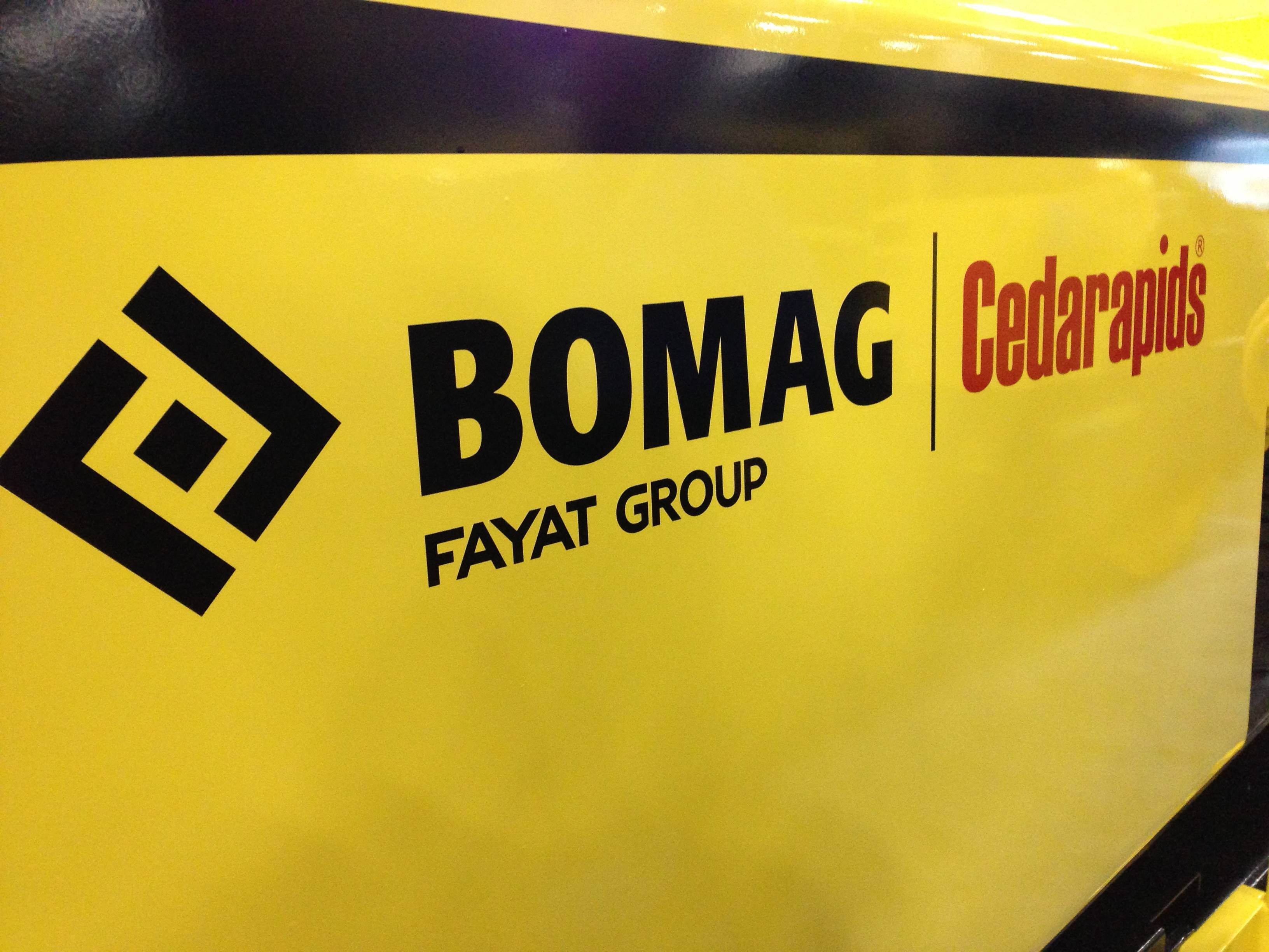 Bomag/Cedarapids branding