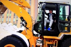 Caterpillar 924K March Madness