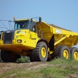 Bell B50D articulated hauler truck
