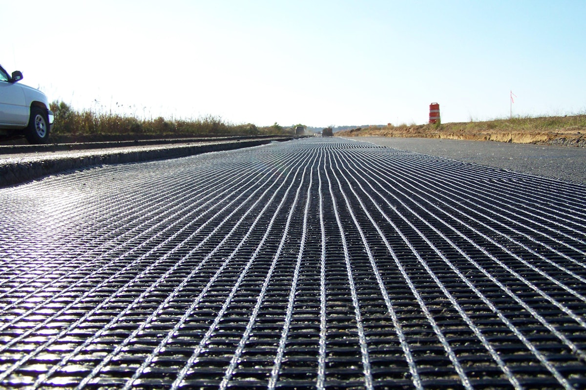 Tensar sponsors webinar on pavement interlayers | Equipment World