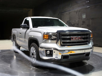 The 2014 GMC Sierra’s new front air dam directs air out and around the truck’s tires, benefitting the truck’s aerodynamic efficiency.