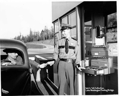 I-90 toll booth at Lacey V. Murrow Memorial Bridge, Circa 1940 (Photo: WSDOT / Flickr)