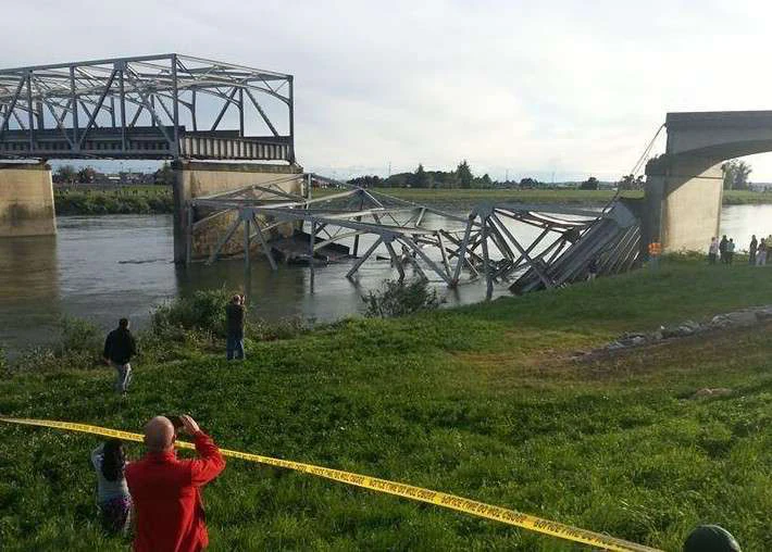 One percent of U.S. bridges are both fracture critical and structurally ...