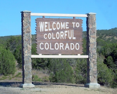 Colorado welcome sign; not an example of illegal signage (Photo: modified from Wikimedia)