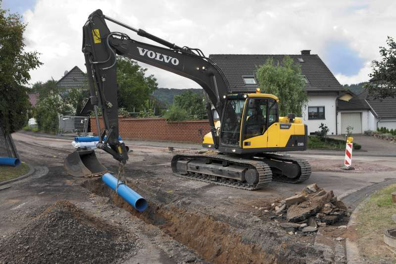 Volvo EC160D crawler excavator