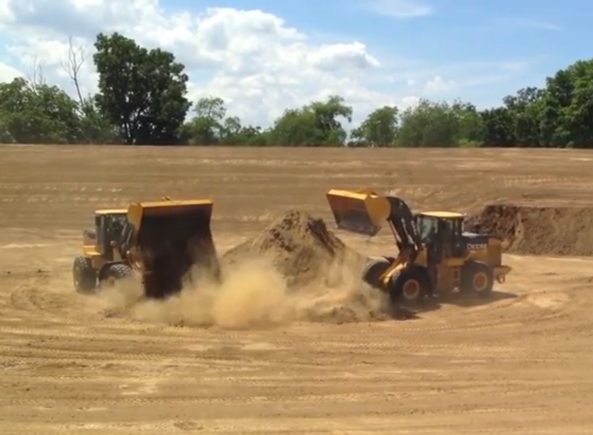 Deere 644K hybrid demo