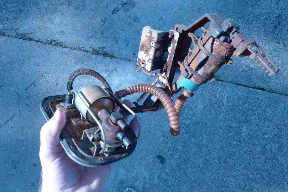 0722-ethanol-harley fuel pump