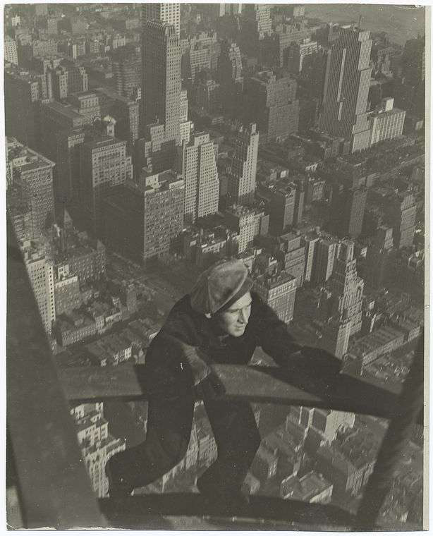 Amazing Empire State Building Construction Photos From 1931 Show Workers Hanging On For Dear Life Equipment World Amazing Empire State Building Construction Photos From 1931 Show Workers Hanging On For Dear Life Equipment World