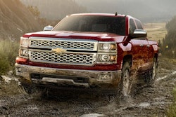 2014-silverado-1500-photo-exterior-stage-1920×1080-02