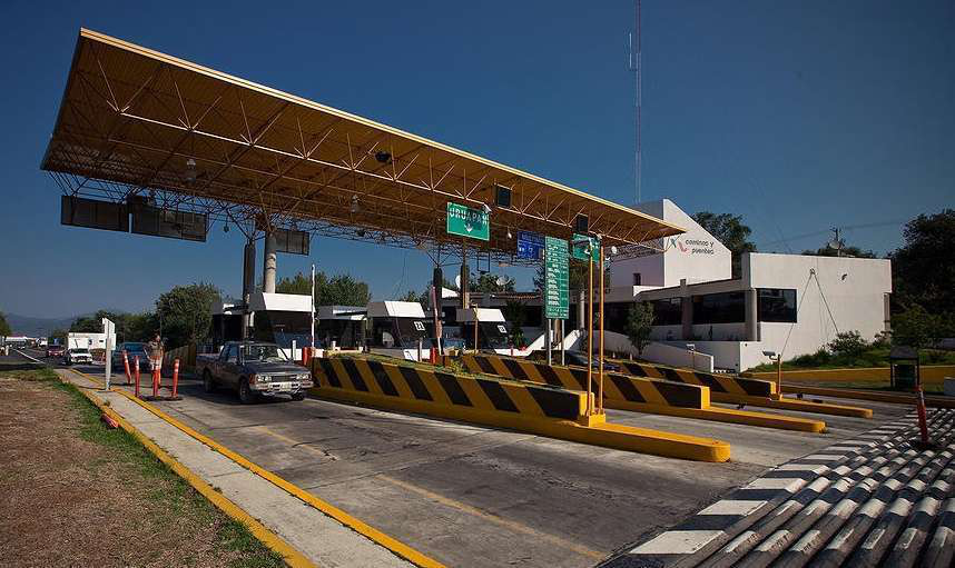 0813 Photo Mexico Toll Booth