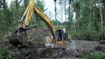 Jerry Rowland stuck Komatsu