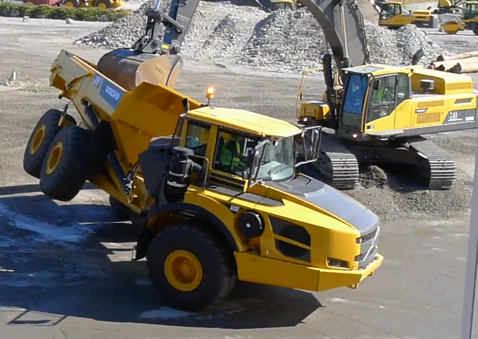 Volvo Equipment Demo 2013
