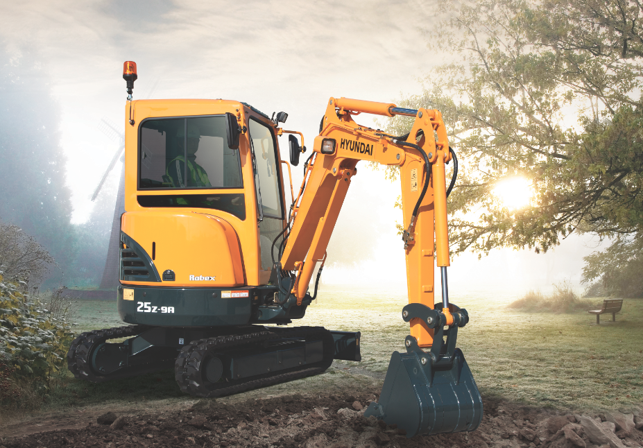 Hyundai R25Z-9A zero-swing excavator