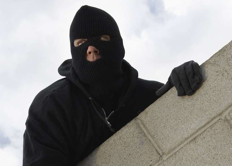 1011 equipment thief