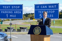 New York Governor Andrew M. Cuomo unveils special “texting zones” along the New York State Thruway and state highways on September 23, 2013. (Photo: Governor Andrew Cuomo / Flickr)