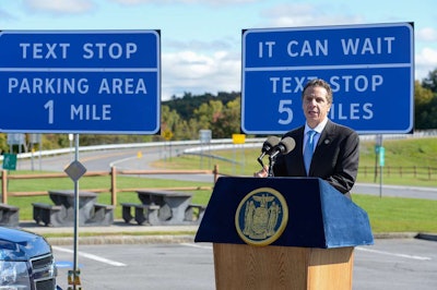 New York Governor Andrew M. Cuomo unveils special “texting zones” along the New York State Thruway and state highways on September 23, 2013. (Photo: Governor Andrew Cuomo / Flickr)