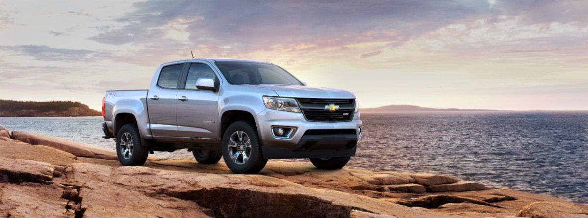 2015-Chevrolet-ColoradoZ71-032