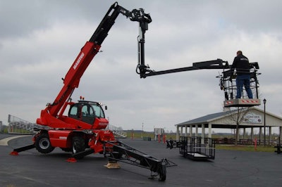 The MRT 2150 Privilege Plus telehandler in action