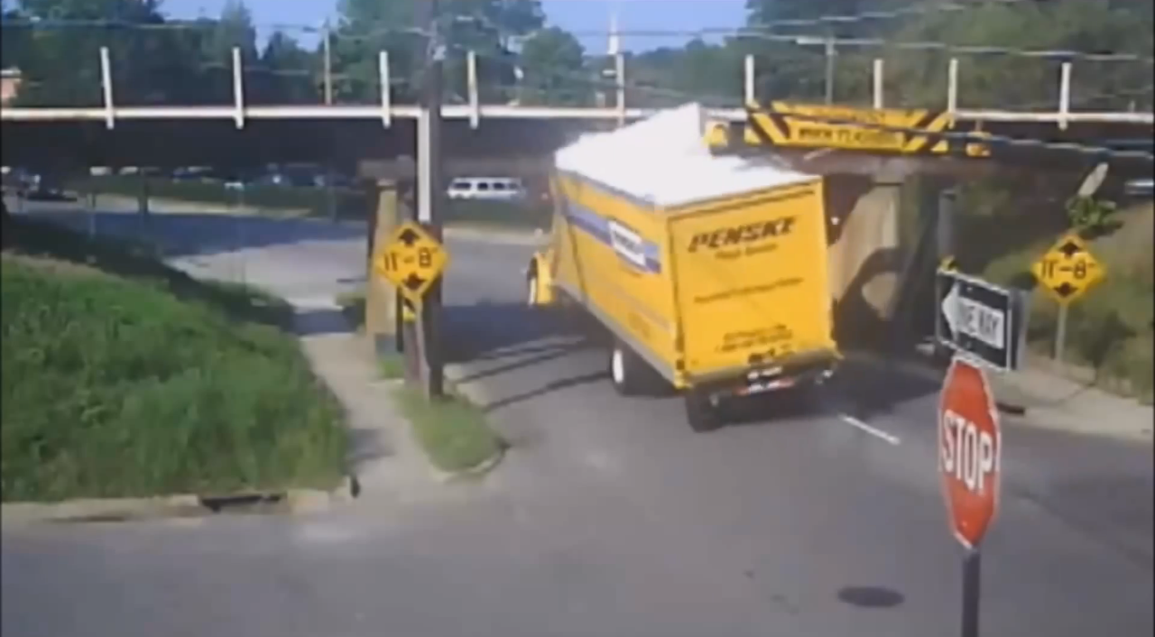 11foot8.com crash compilation