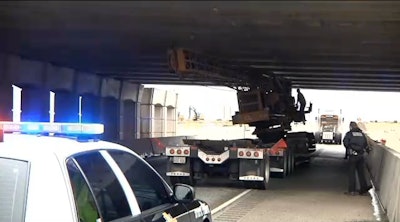 Truck gets stuck in Lorena