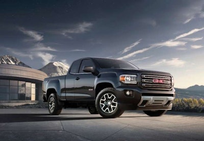 2015-GMC-Canyon-All-Terrain-Extended-Cab-Front-Three-Quarter-009