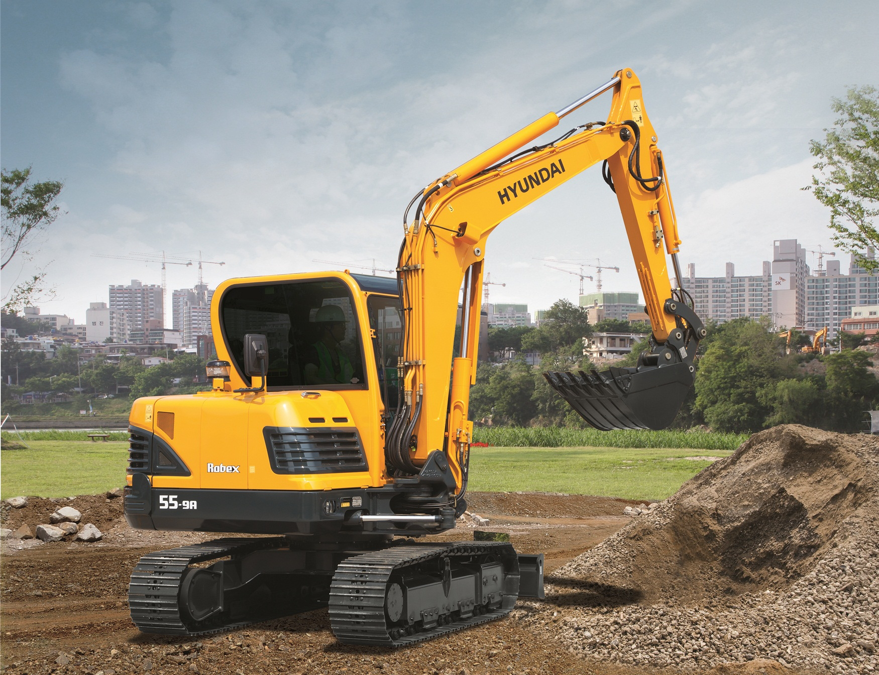 Hyundai Adds R55-9A And R55W-9A Mini Excavators To 9A Series ...