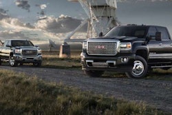 2015-GMC-SierraHD-DenaliHD