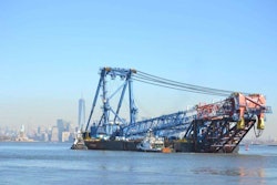 The I Lift New York super crane, formerly the Left Coast Lifter, arrives in New York Harbor. Credit: @NewNYBridge Twitter account.