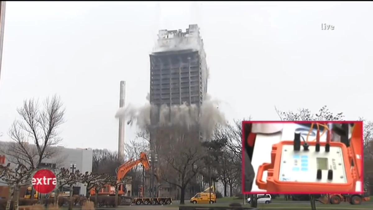 One ton of explosives brings down a skyscraper in 10 seconds in one of ...