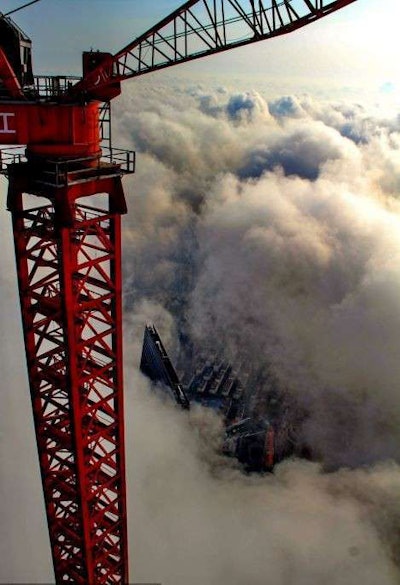 Wei Gensheng Shanghai crane operator photography
