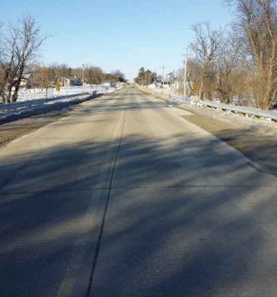 When the existing 22-foot concrete Jesup Bridge in Buchanan County, Iowa, had become functionally obsolete with a sufficiency rating less than 50, agency officials from the county’s transportation agency found a way to innovatively fund and design this main thoroughfare.